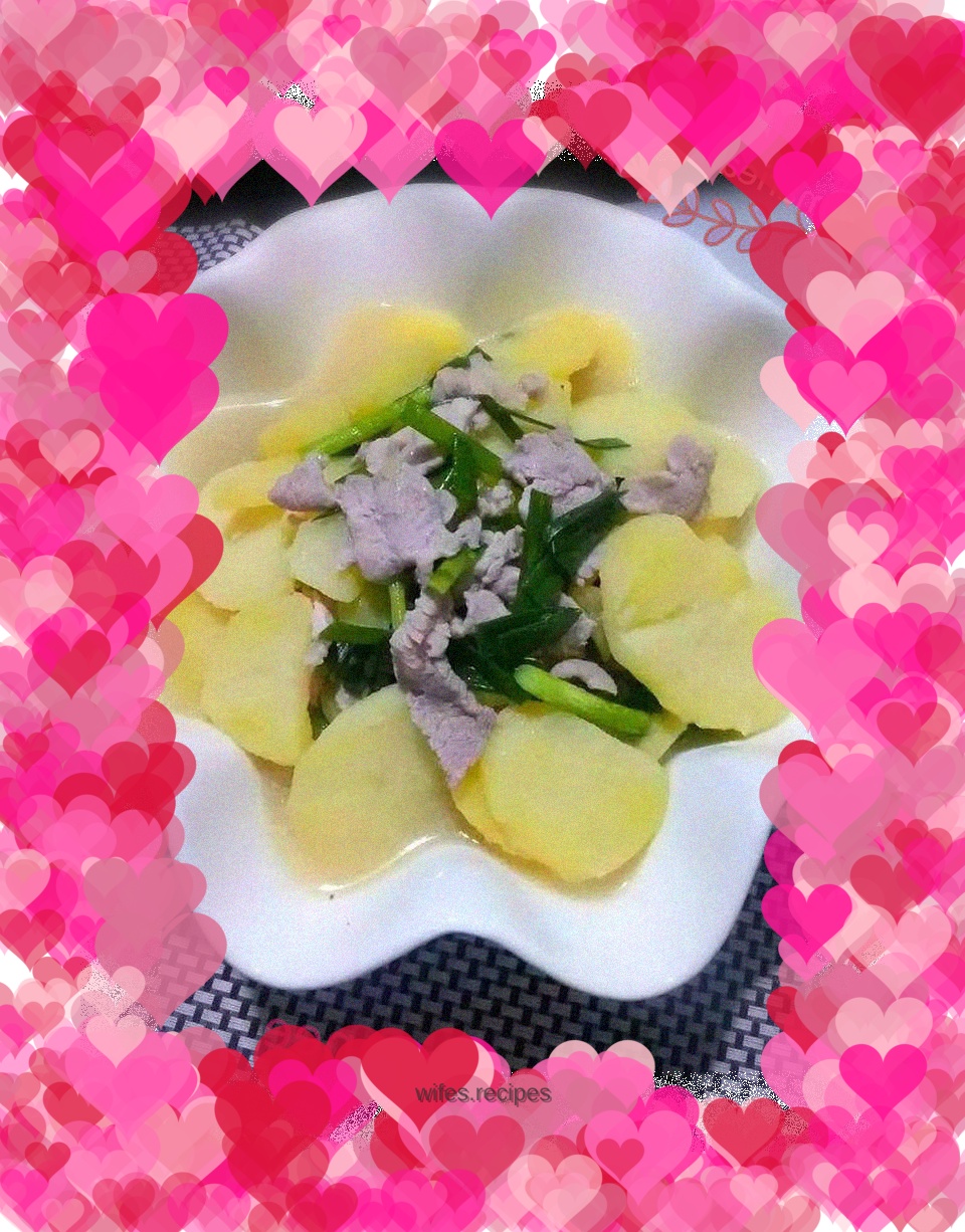 Potato and meat soup