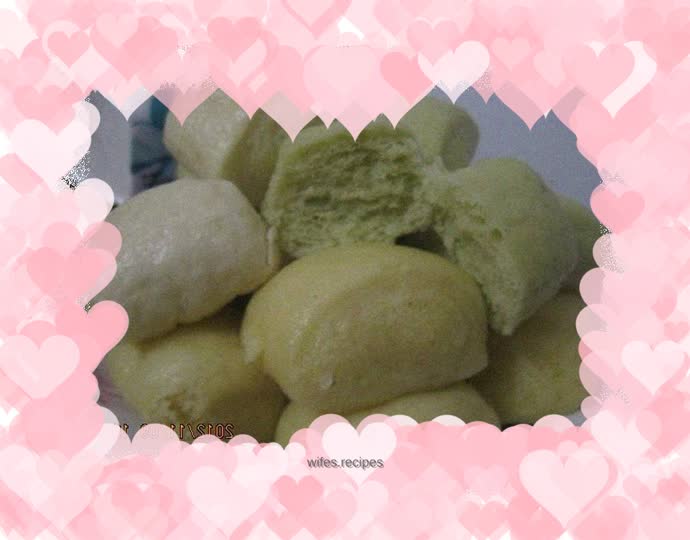 Colored steamed buns