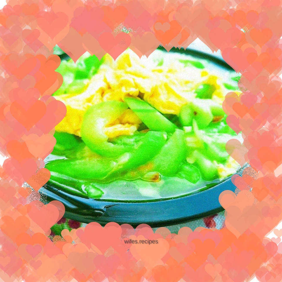 Scrambled eggs with loofah