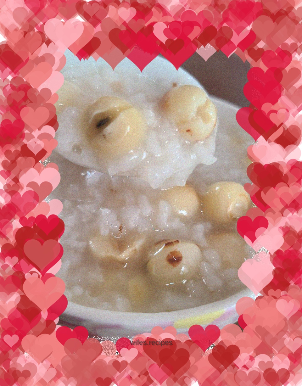 Lotus seed and lily porridge