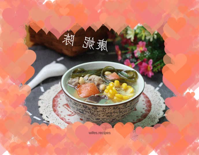 Kelp, corn and pork ribs soup