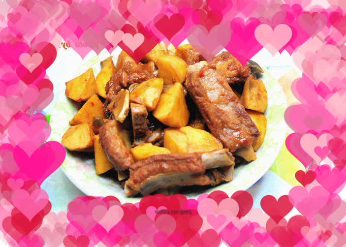 Sautéed Pork Ribs with Sauce Sauce