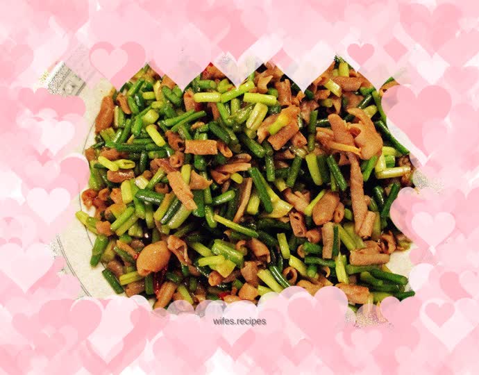 Fried duck intestines