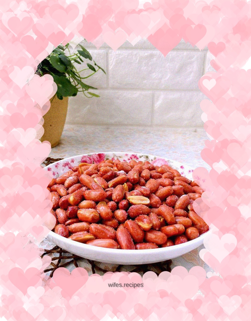 Fried peanuts