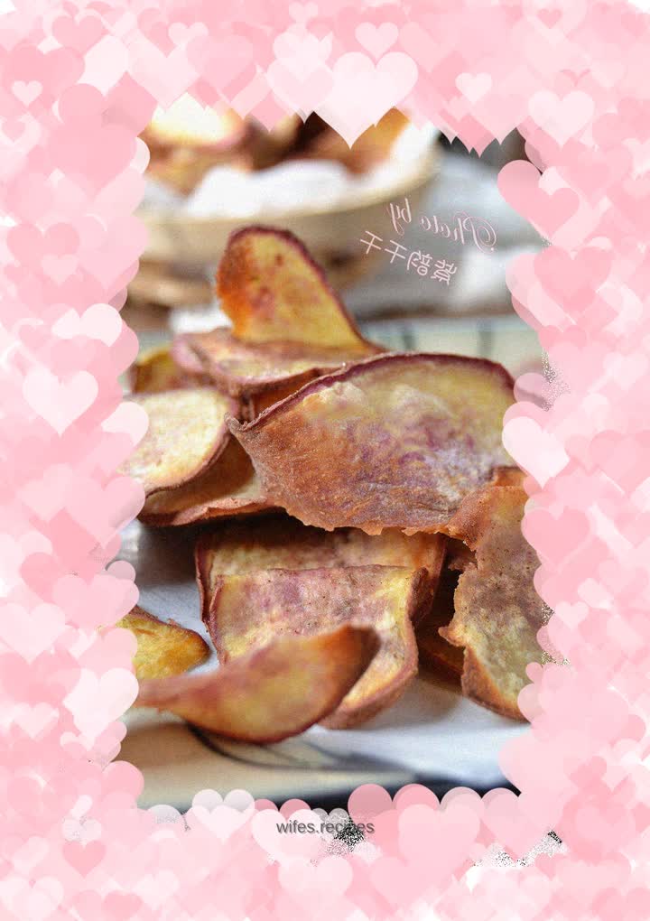Fried sweet potato chips