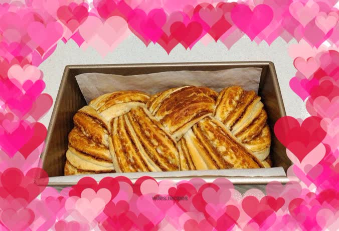 Red bean paste bread