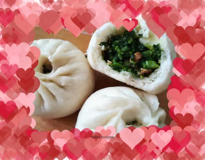 Mushroom and green vegetable dumplings