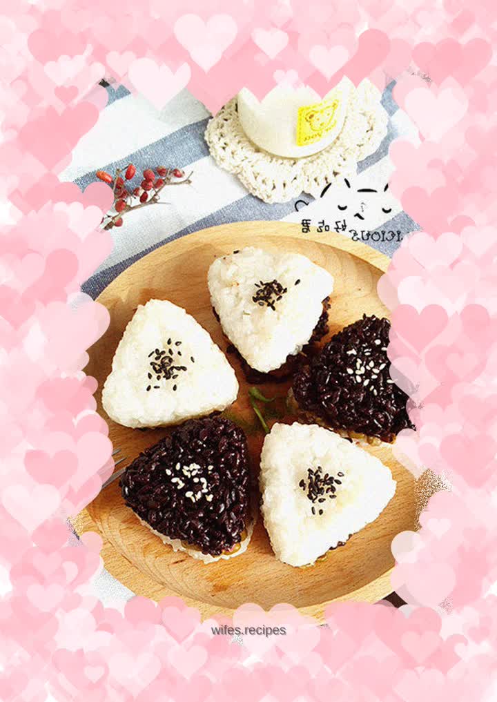 Nut two-color glutinous rice cake