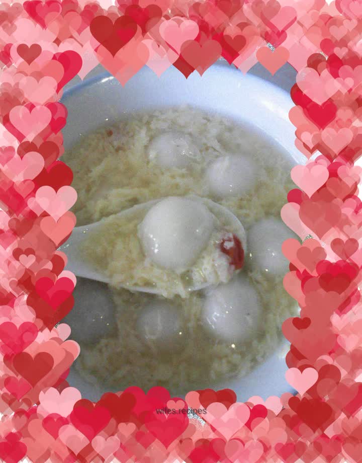 Rice dumplings with sweet wine