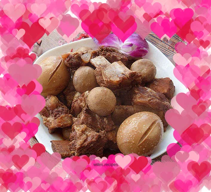 Mushroom braised pork ribs