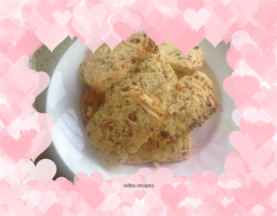 Chive, cheese and ham biscuits