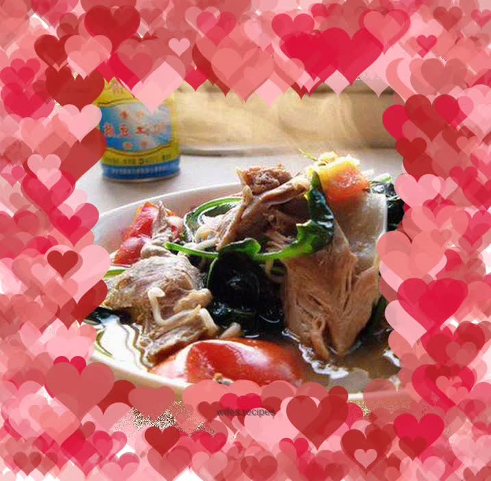 The ultimate yin-nourishing product in summer --- duck meat and pepper leaf noodles