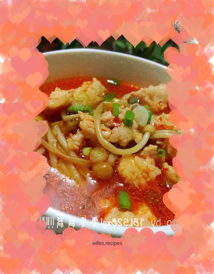 Boiled Pork Slices: Enoki Mushroom Pork Sliced Soup