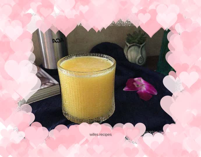 Fresh orange juice