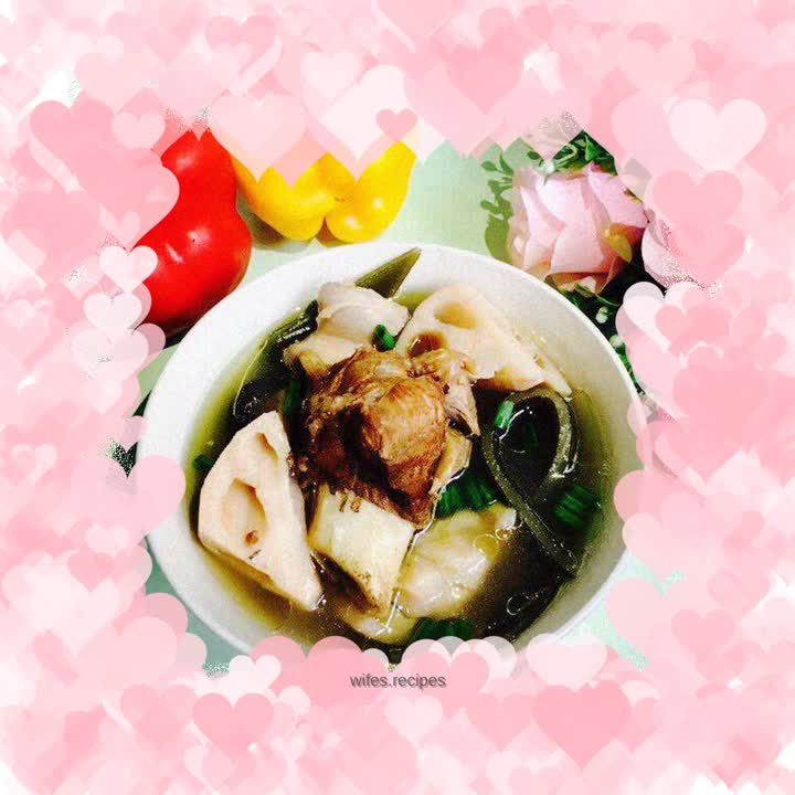 Kelp lotus root bone soup