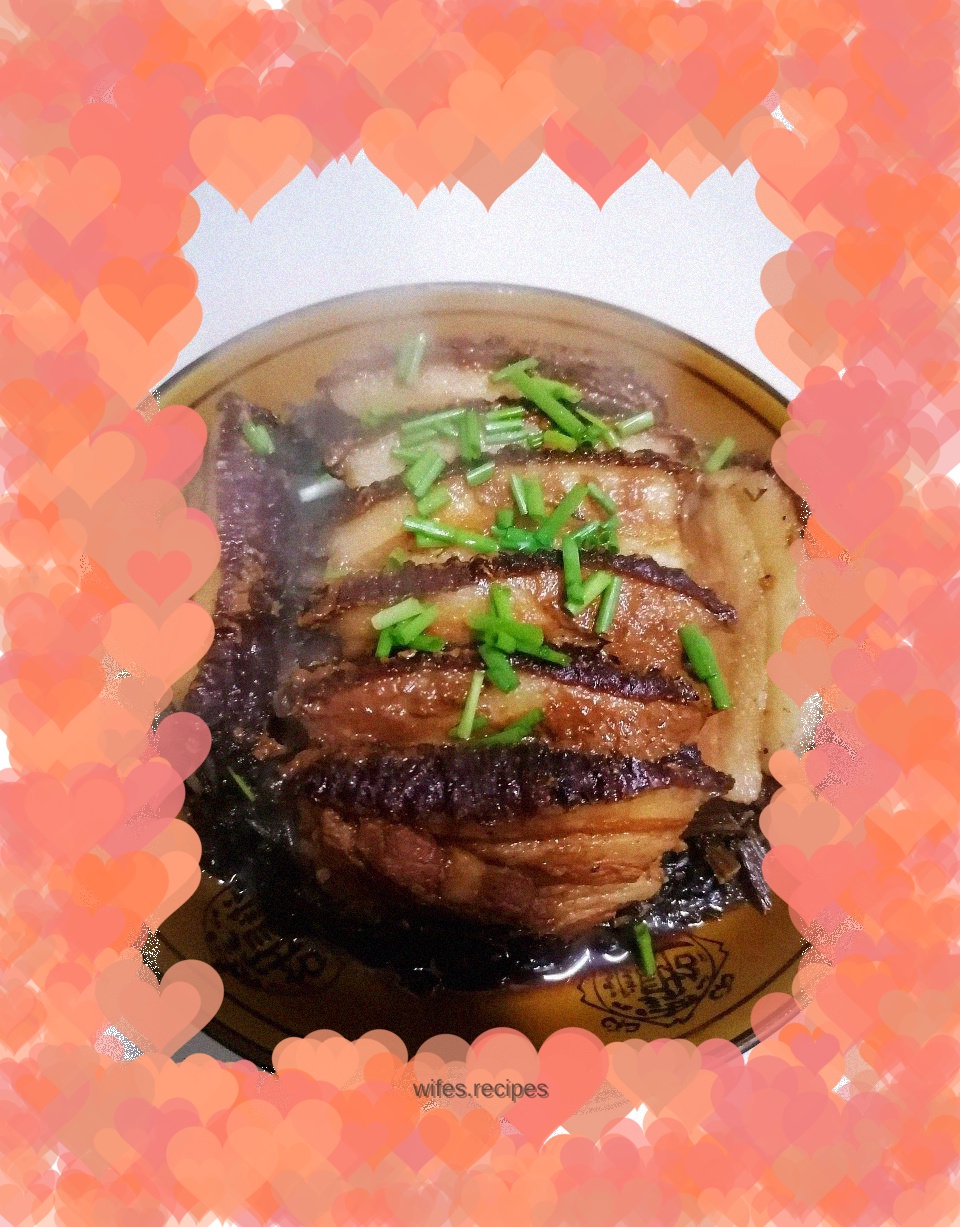 Braised pork with pickled vegetables