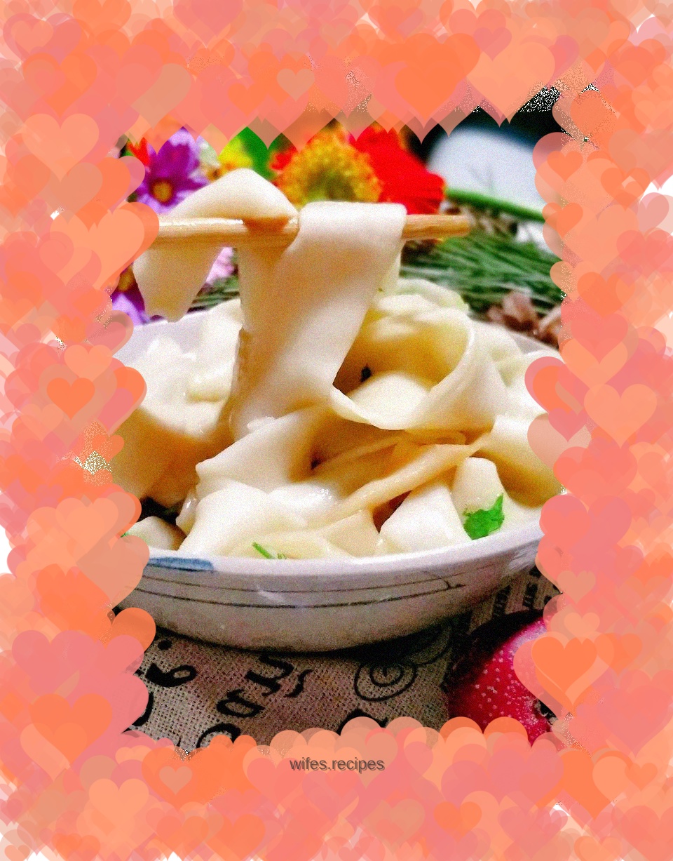 Hand-rolled biang biang noodles