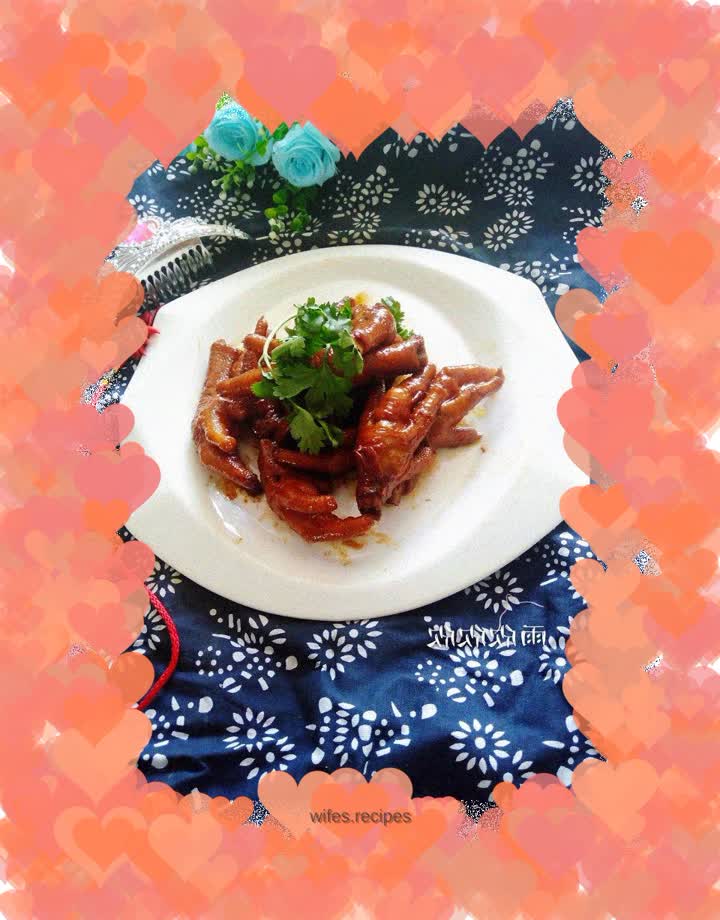 Flavored beer chicken feet