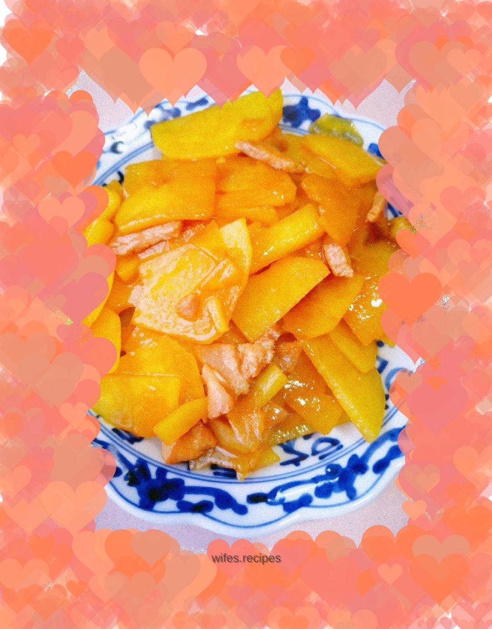 Stir-fried pork belly and potato slices