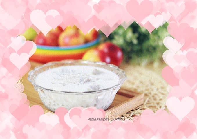Coconut milk, taro and sago