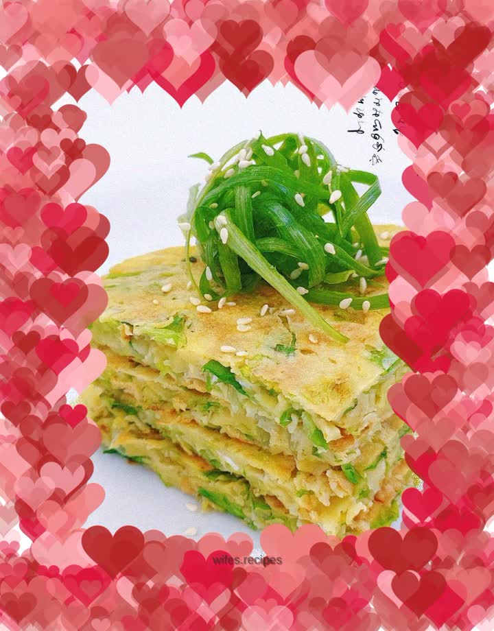 Lettuce and egg pancake