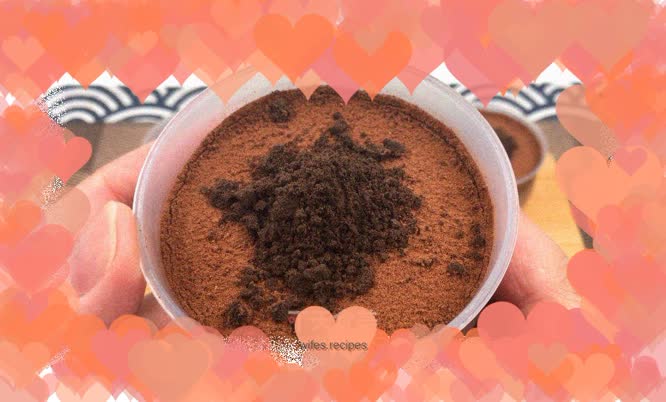 Cocoa custard pudding has a delicate and smooth texture and a rich milky aroma that is irresistible.