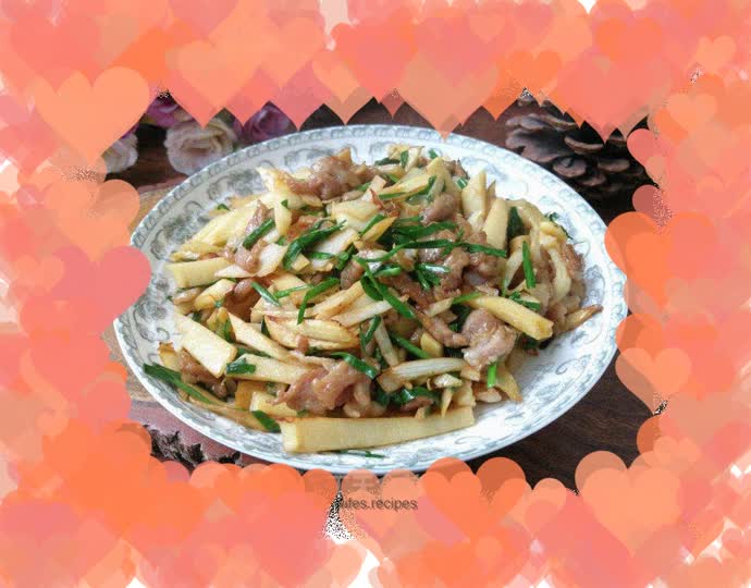 Stir-fried shredded pork with spring bamboo shoots