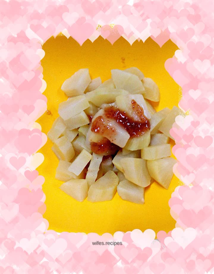 Strawberry Jam Snow Lotus