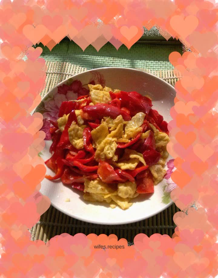 Scrambled Eggs with Red Bell Peppers