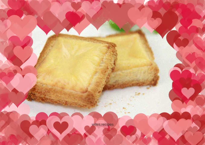 Crispy cheese toast - the simplest and most convenient breakfast combination