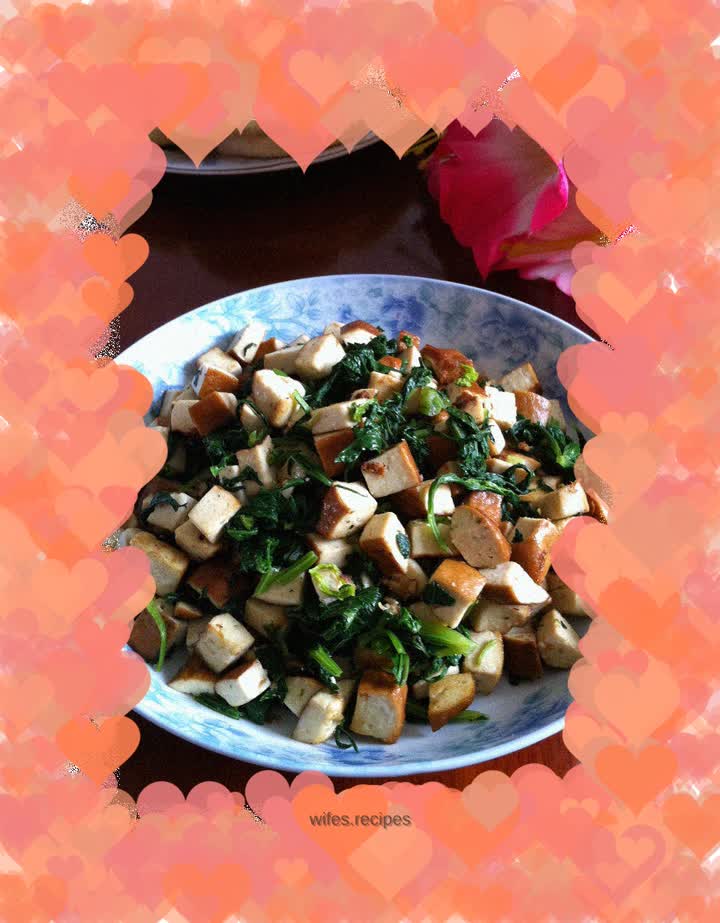 Stir-fried dried celery leaves