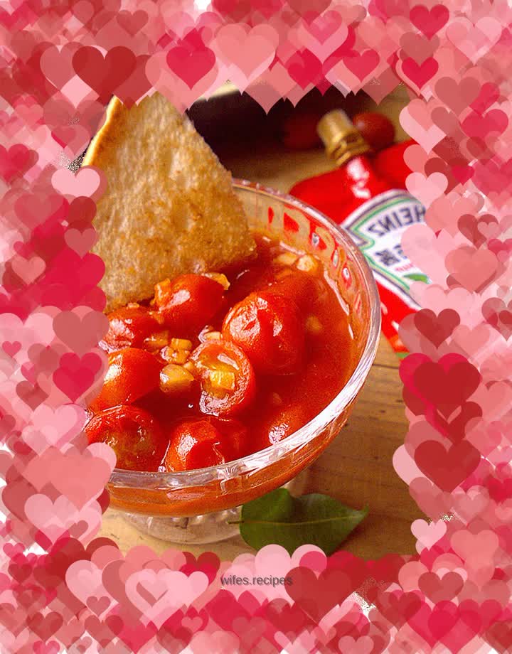 Toast with garlic and tomato sauce