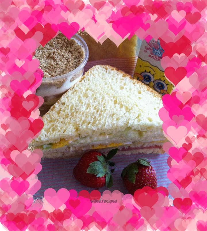 Simple and delicious ham sandwich