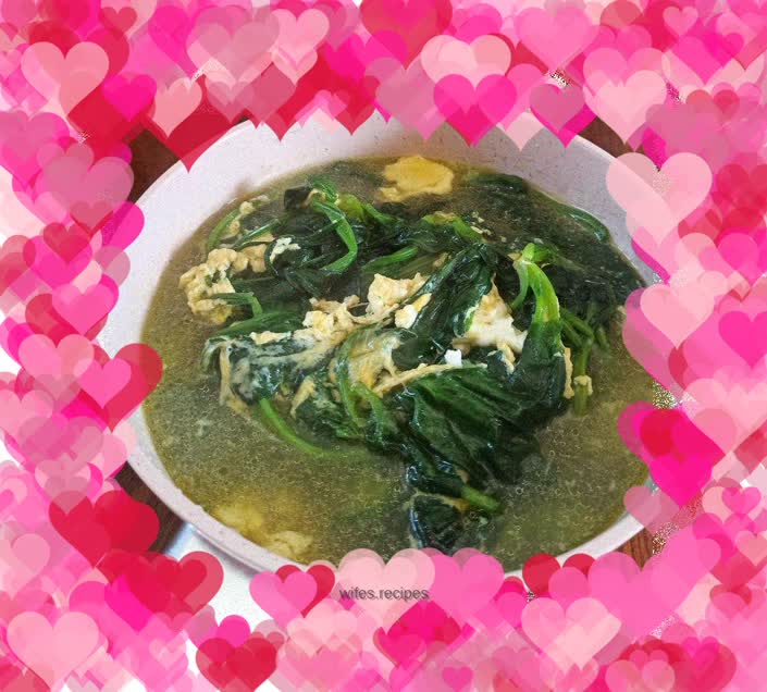 Garlic Spinach and Egg Soup