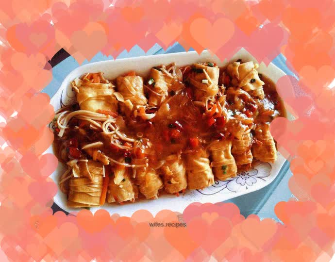 Thousands of enoki mushroom rolls