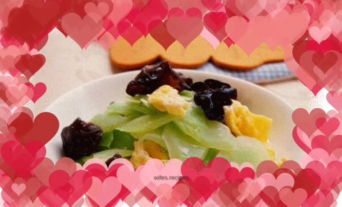 Stir-fried lettuce with black fungus and eggs