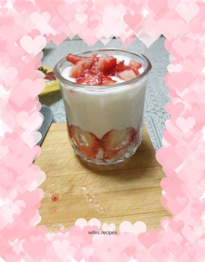 Strawberry yogurt