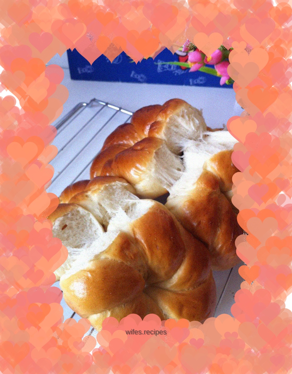 Bean-flavored old-fashioned bread