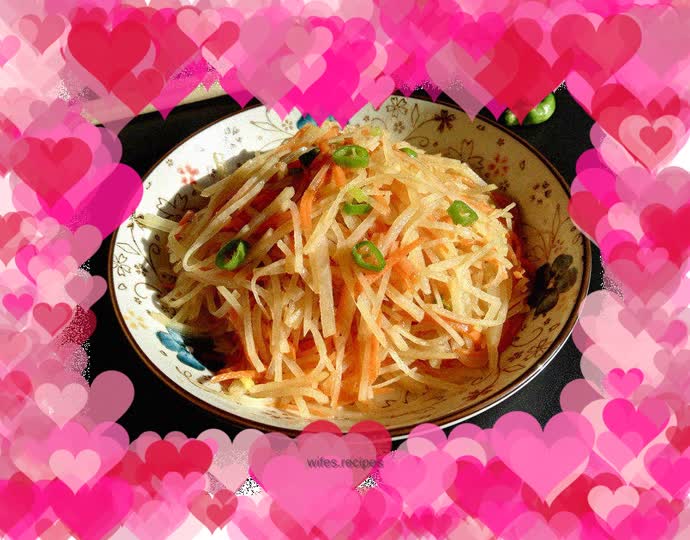 Stir-fried carrots and shredded potatoes