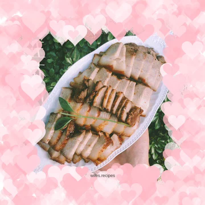 Delicious and not greasy pork belly with oil-free sauce