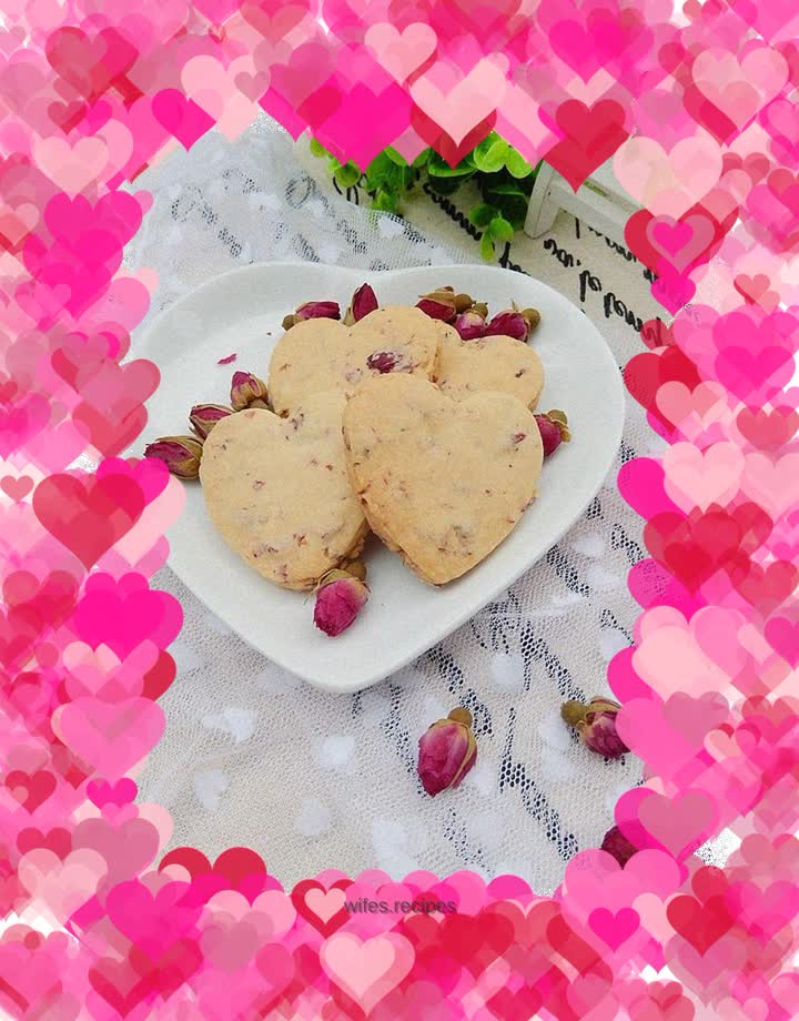 Rose heart-shaped cookies