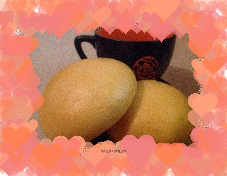 Pumpkin steamed buns