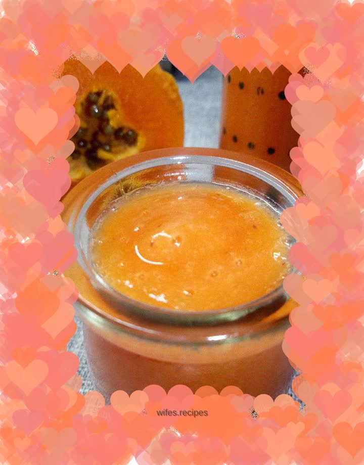 Papaya and strawberry juice