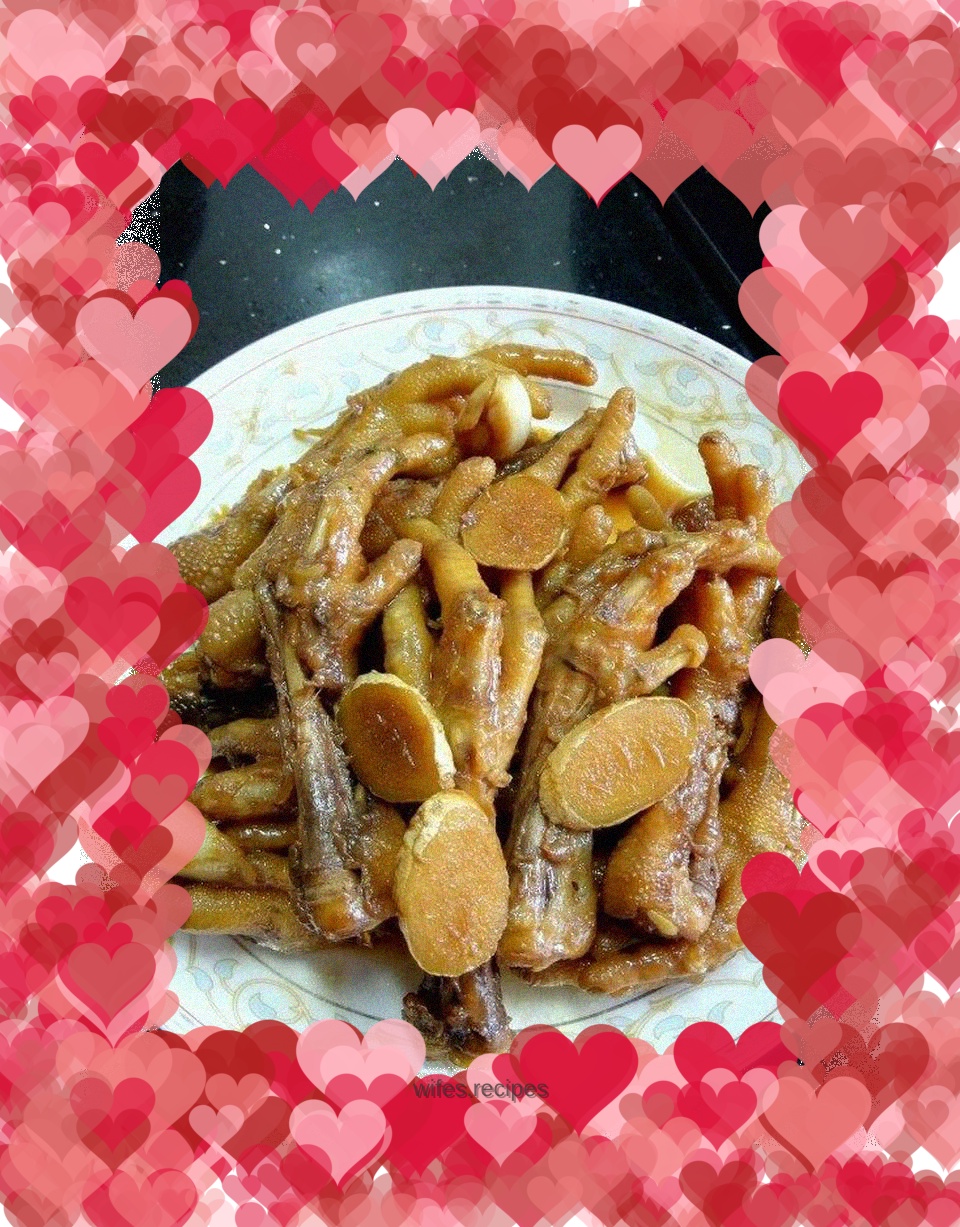 Braised chicken feet
