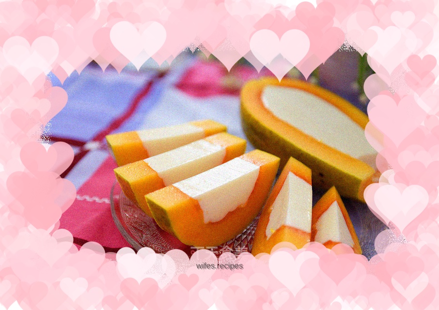 Simple casual dessert - papaya milk jelly