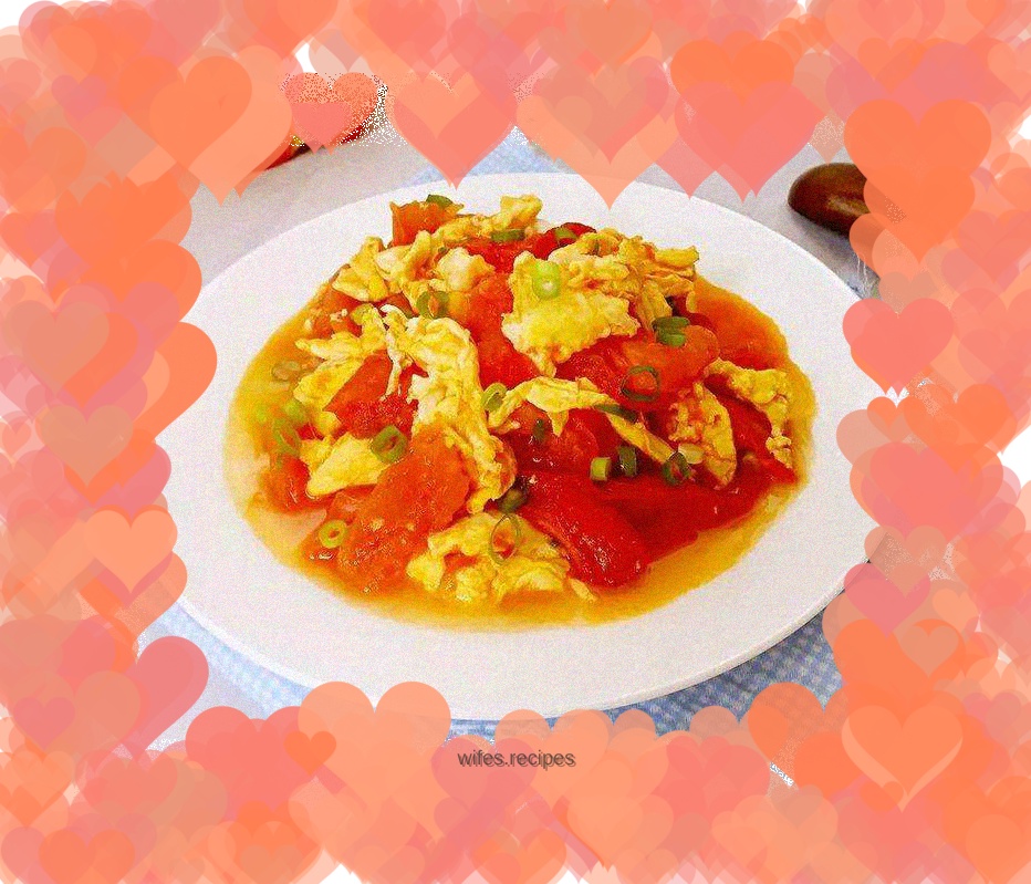 Scrambled eggs with tomatoes