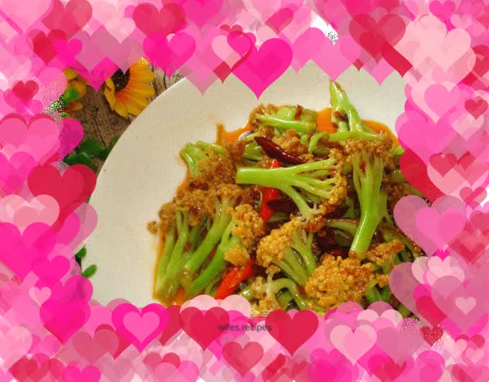 Spicy stir-fried organic cauliflower