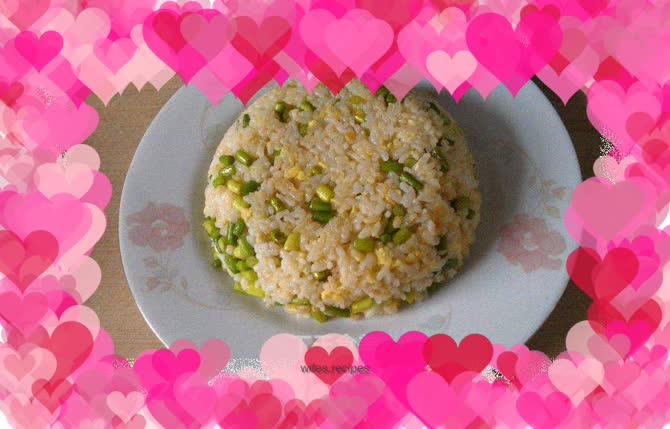 Garlic and egg fried rice