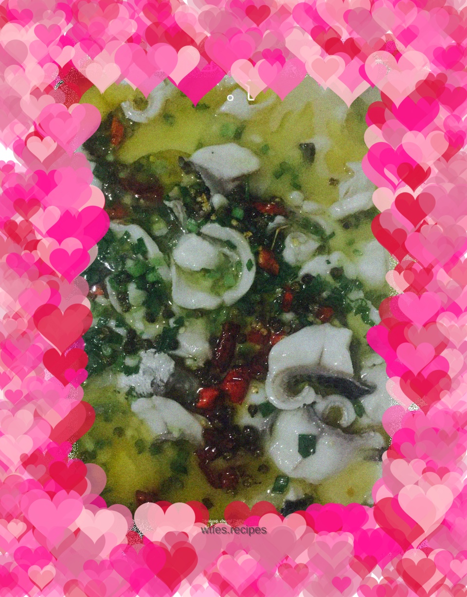 Fish fillet in boiling water in sour soup