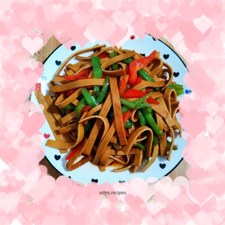 Stir-fried dried tofu with green pepper